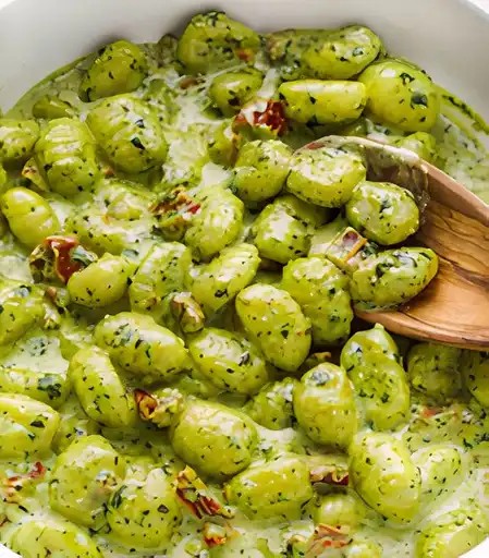 Gnocchi Pesto